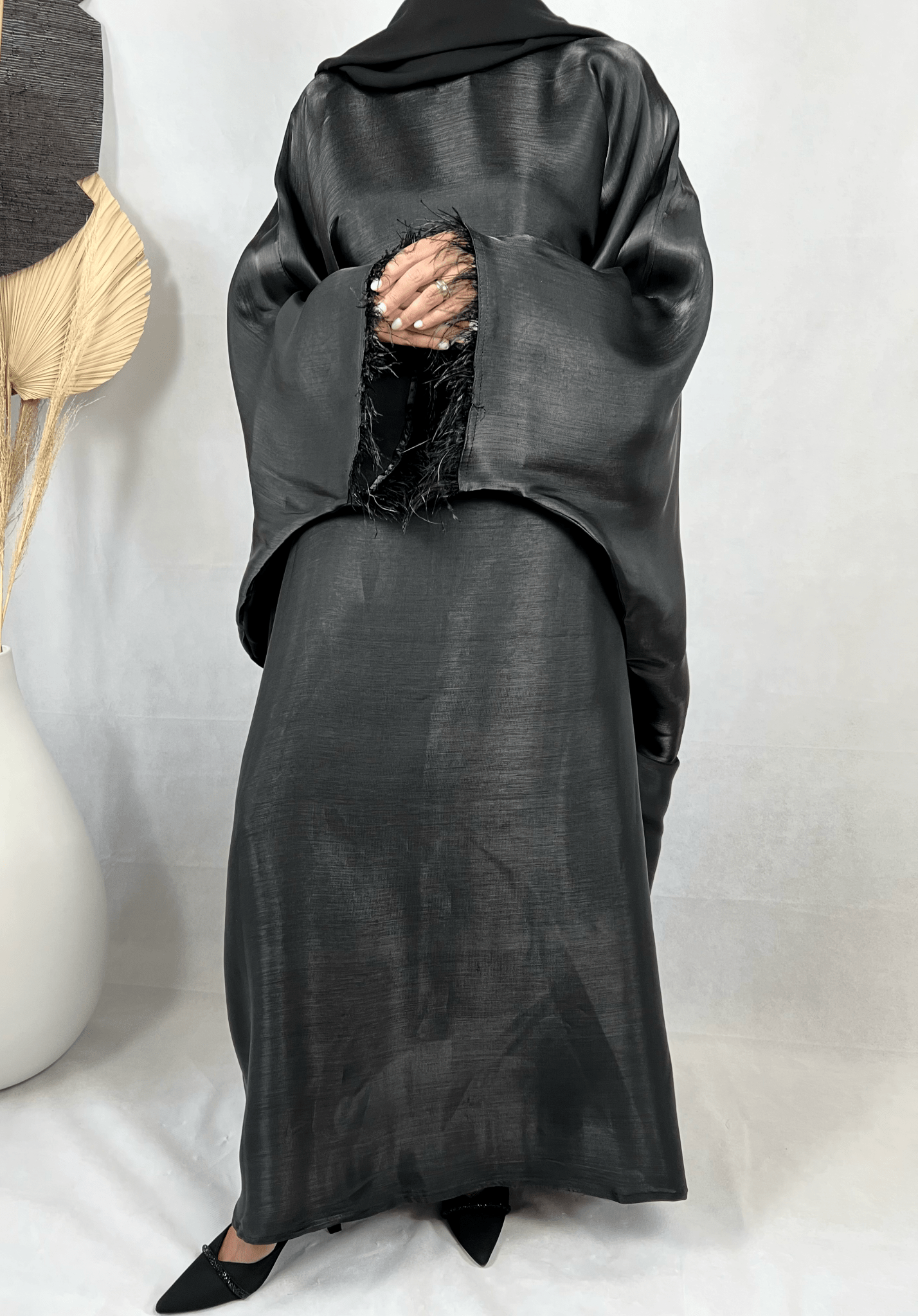 Abaya Satin Noire doublée Organza - Farah