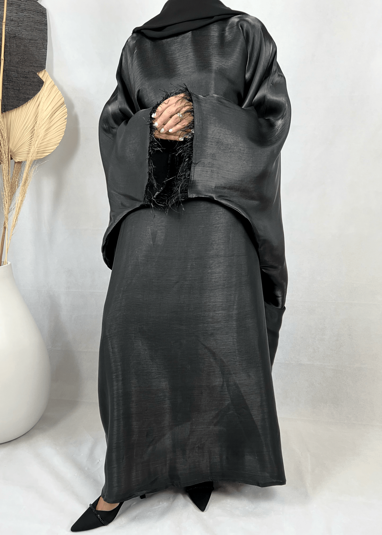 Abaya Satin Noire doublée Organza - Farah