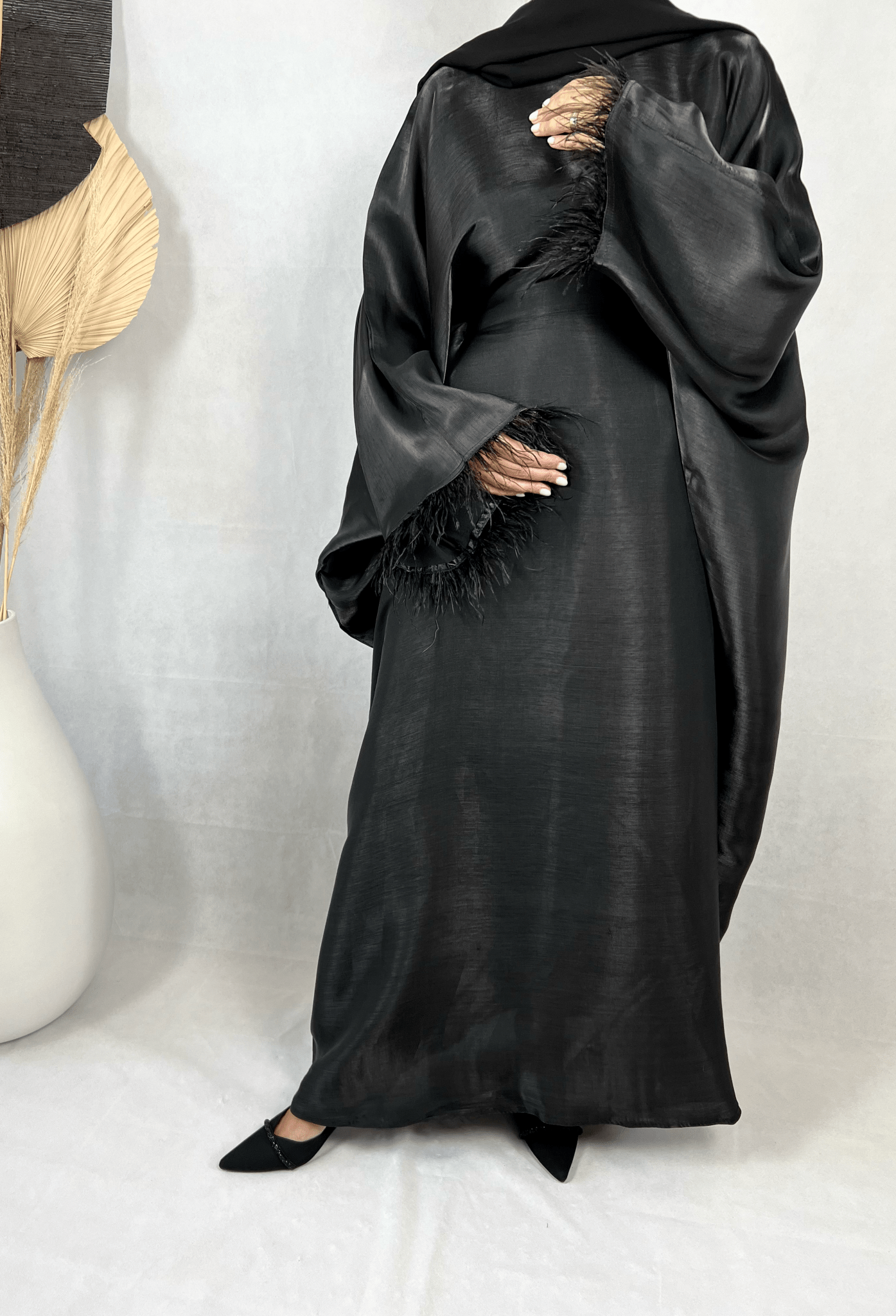 Abaya Satin Noire doublée Organza - Farah
