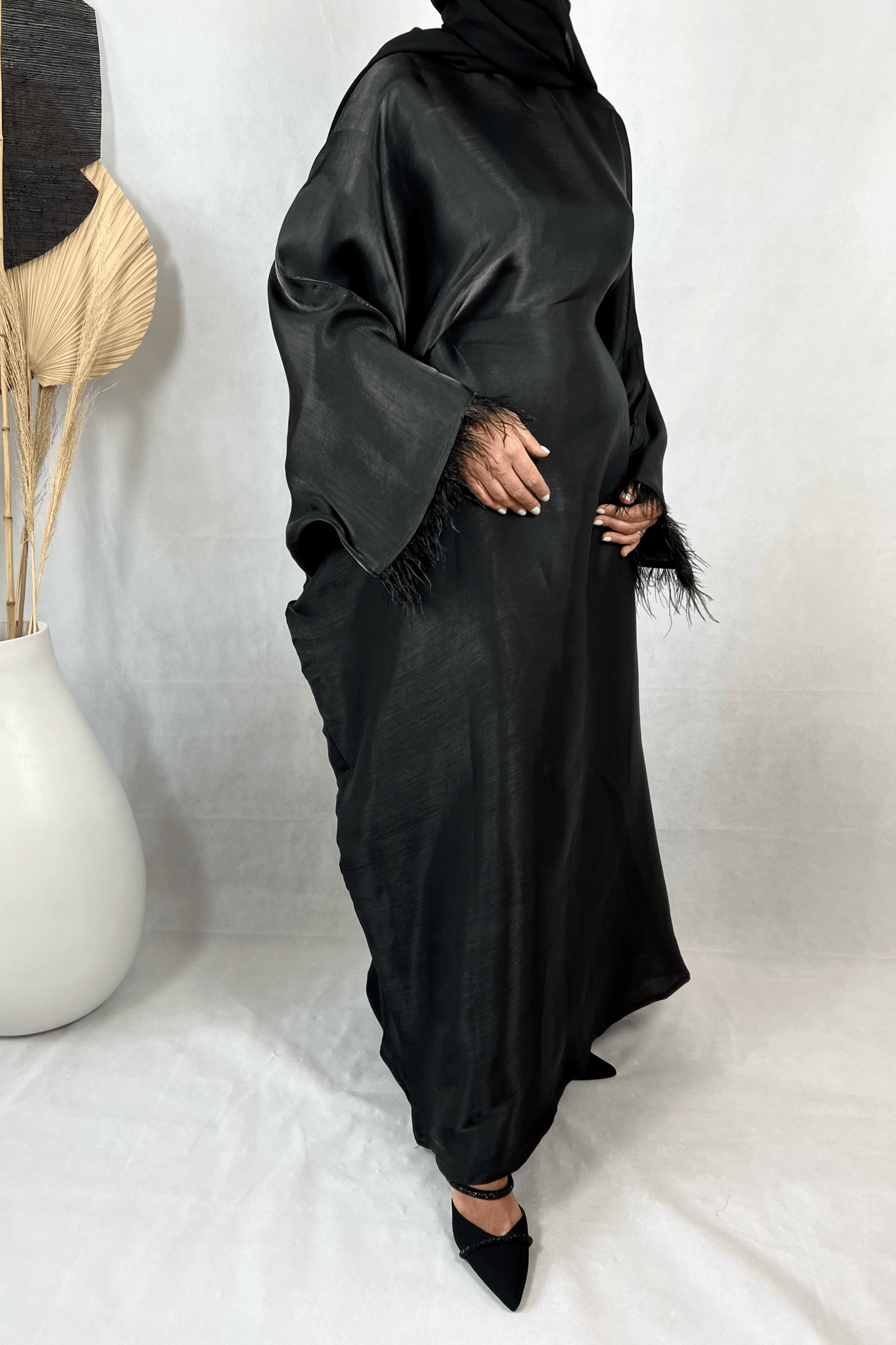Abaya Satin Noire doublée Organza - Farah