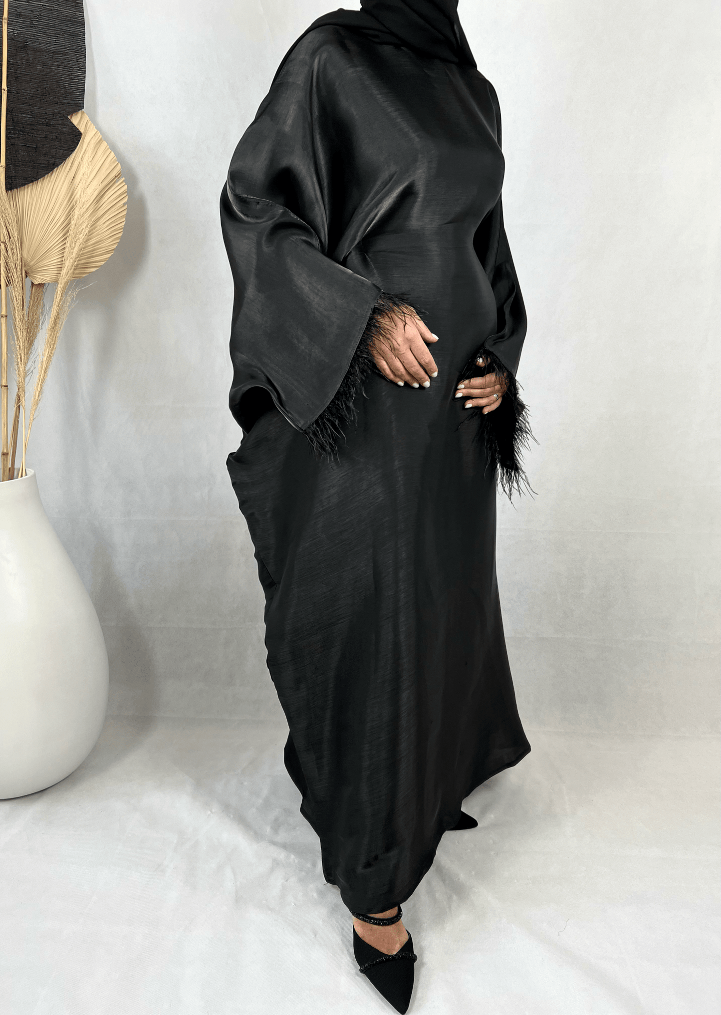 Abaya Satin Noire doublée Organza - Farah