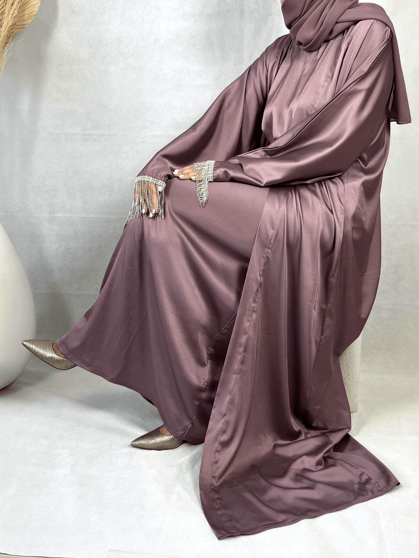 Abaya Satin violette avec strass - Dayna